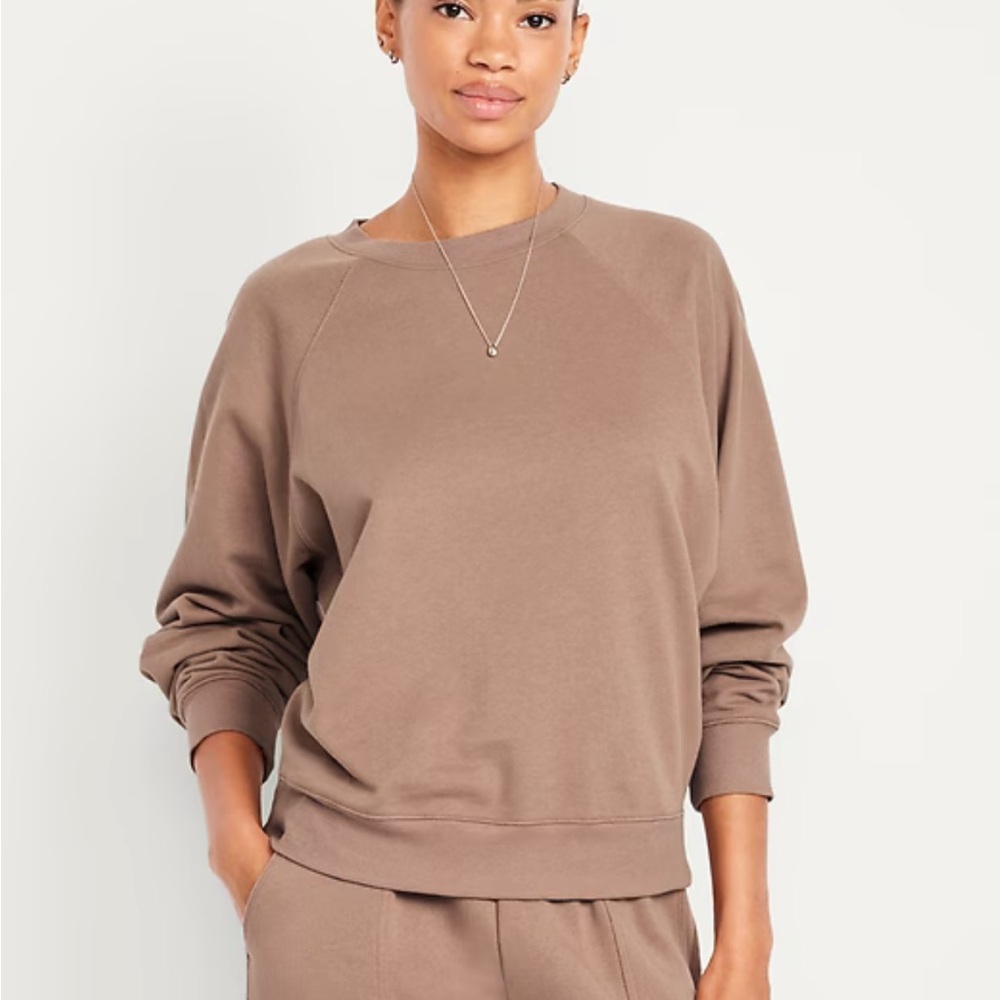 SoComfy Oversized Raglan Sweatshirt (NWT)
